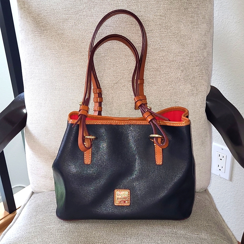 Dooney & Bourke Saffiano Small Briana Black Brown bag